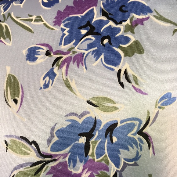 Fantasies by Morgan Taylor robe size OS - Picture 5 of 7